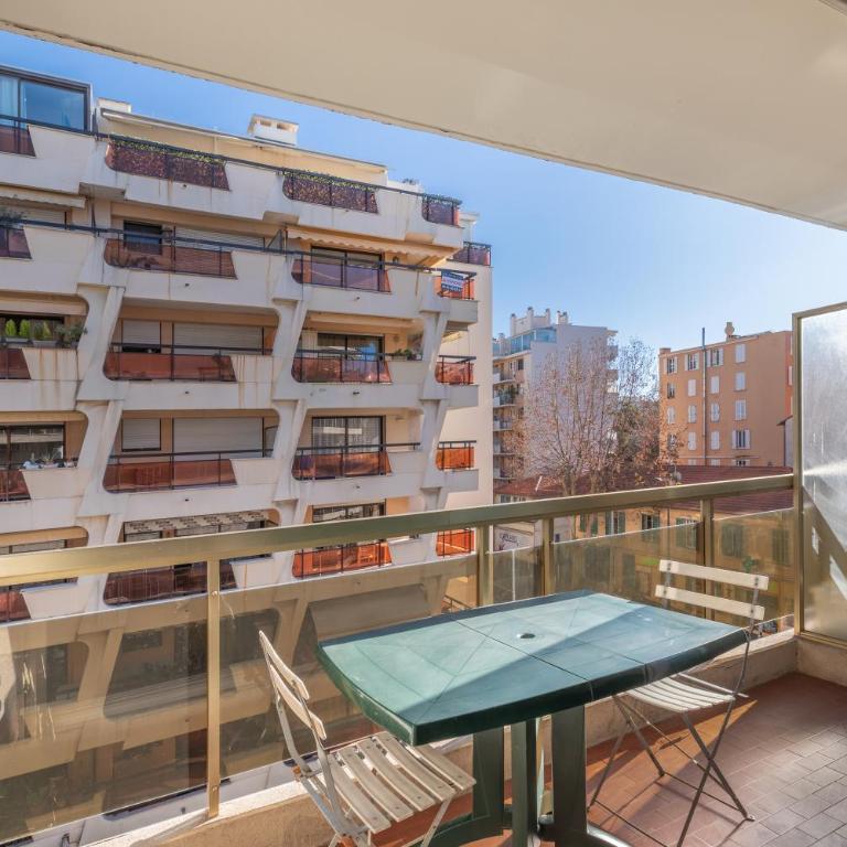 Le Sylvaplana Centre Juan 3 couchages - Appartement 1 Chambre - 8