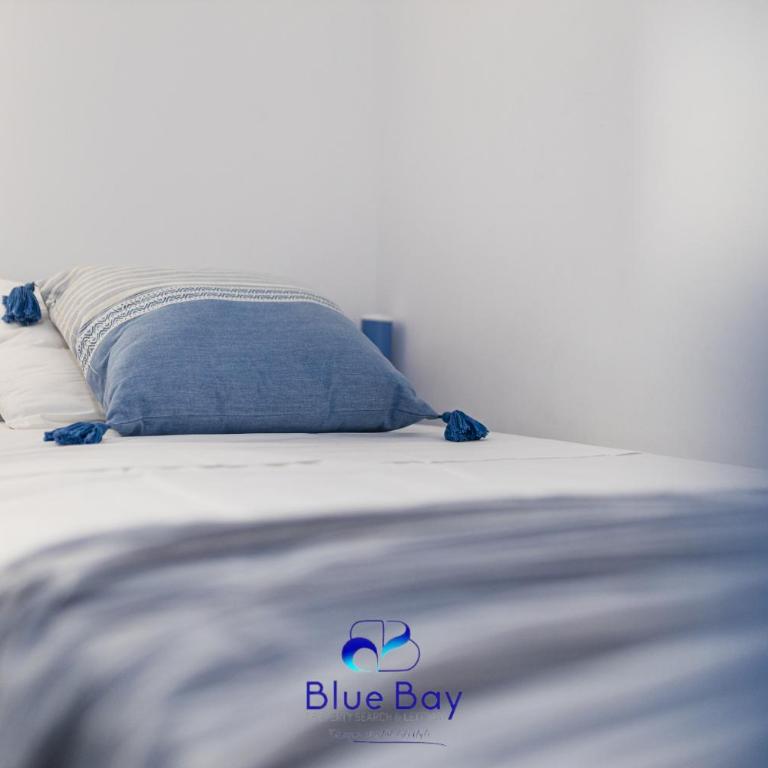 White Bay Beach Apartment - Two-Bedroom Apartment - 32