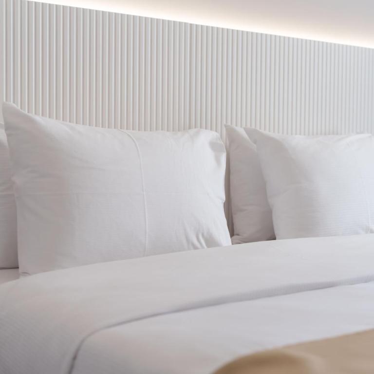 Move In Apartments - Deluks Soba s Bračnim Krevetom i Pomoćnim Ležajem - 8