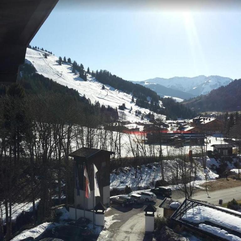 Apartment im Wellnesshotel an der Piste, Sauna, Pool, Frühstück All-Inclusive möglich - Apartment mit Blick auf die Berge - 5