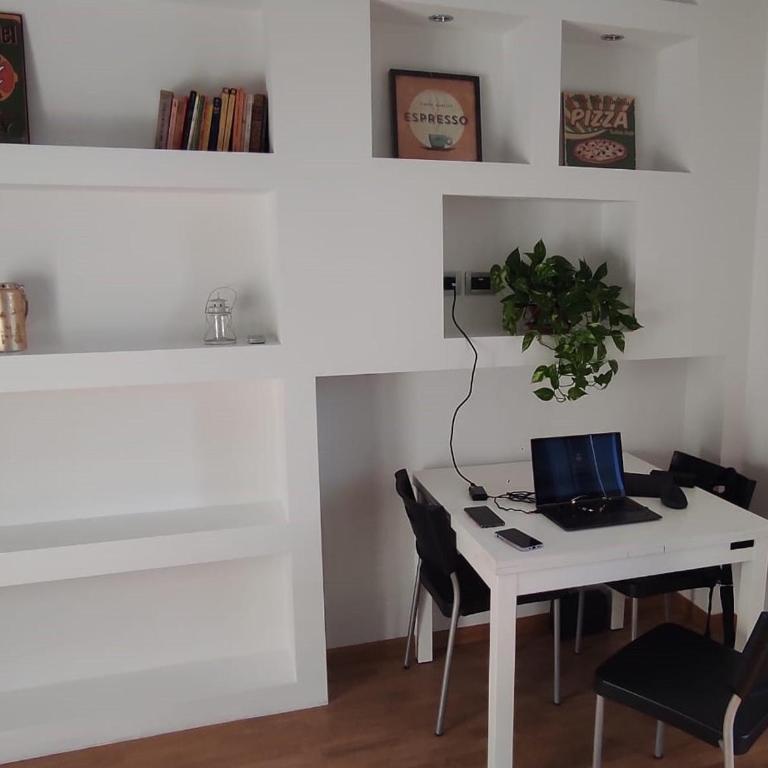 Casa Magini - Two-Bedroom Family Apartment - 18