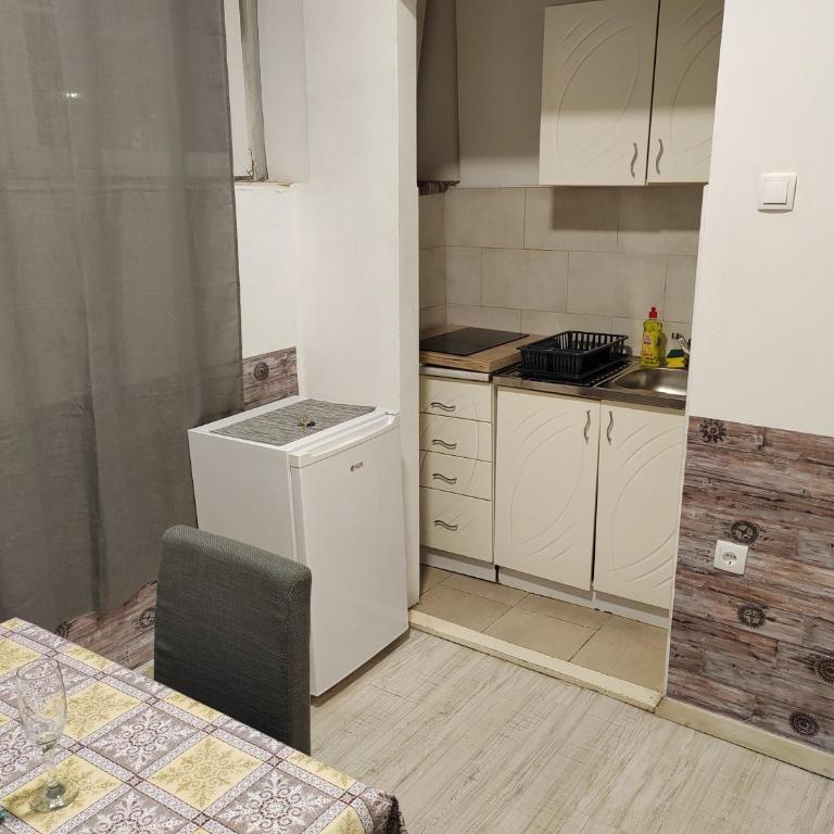 Belgrade Square 5 Apartment - One-Bedroom Apartment - 12
