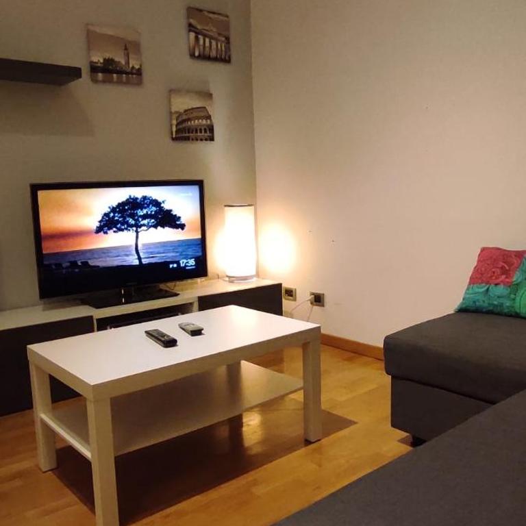 Casa Magini - Two-Bedroom Family Apartment - 19