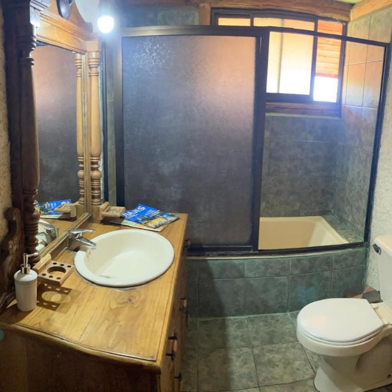 Casona Ser - Habitación Doble con baño privado externo - 8