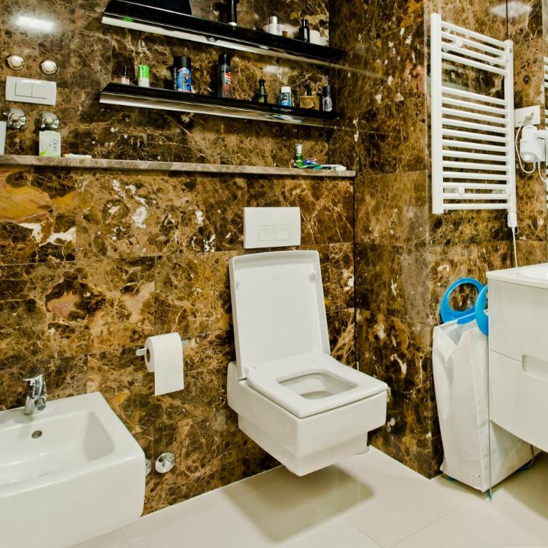 DeLux and Urban apartments Hotel Tre Canne Budva - Deluks Apartman - 22