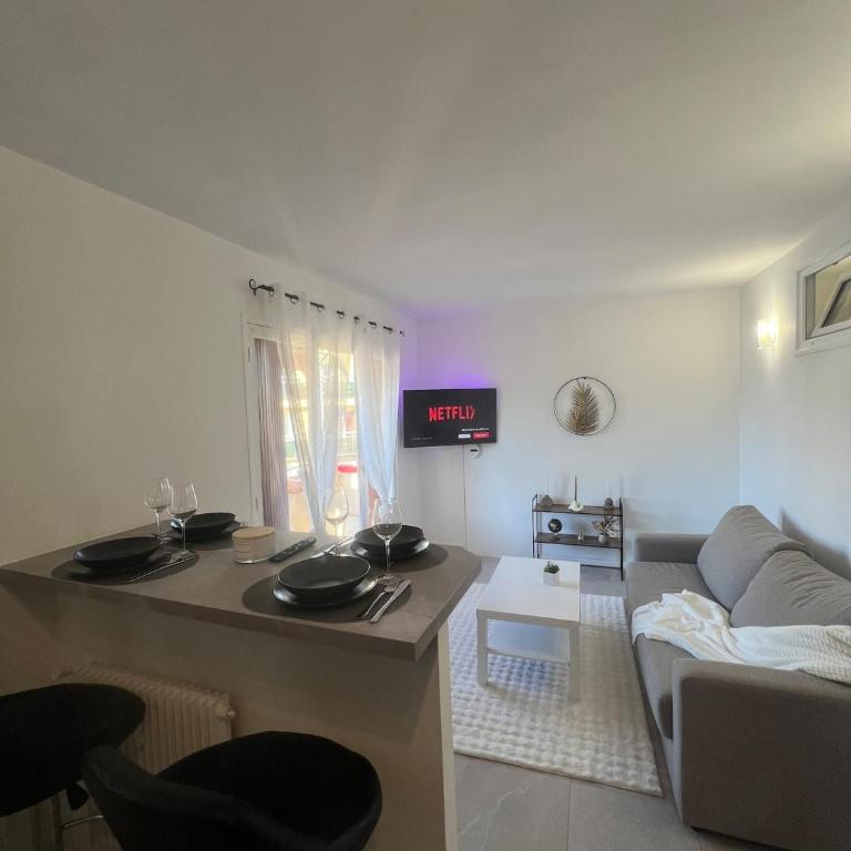 Joli T2 très bien situé - Apartment mit 2 Schlafzimmern - 9