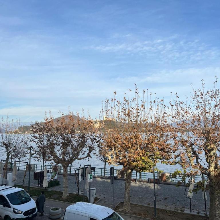 Camelia - Appartamento con 1 Camera da Letto e Vista Lago - 2
