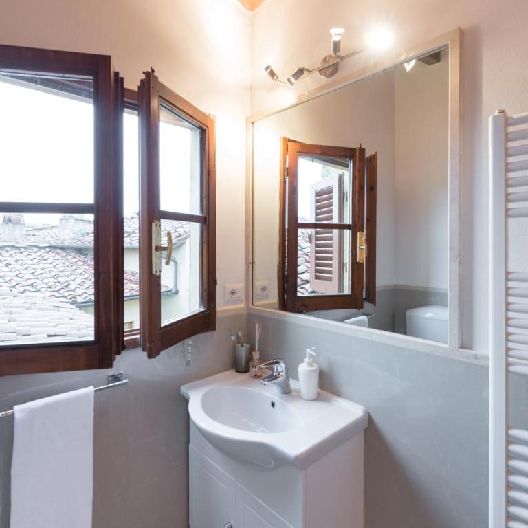 Era Rental Apartments - Appartamento con 2 Camere da Letto e Terrazza - 12