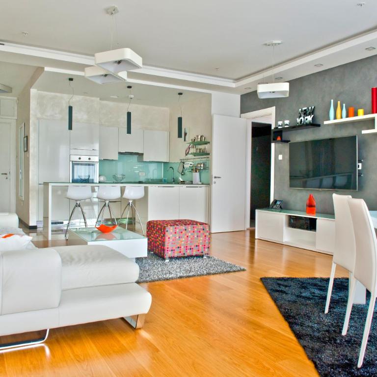 DeLux and Urban apartments Hotel Tre Canne Budva - Deluks Apartman - 4