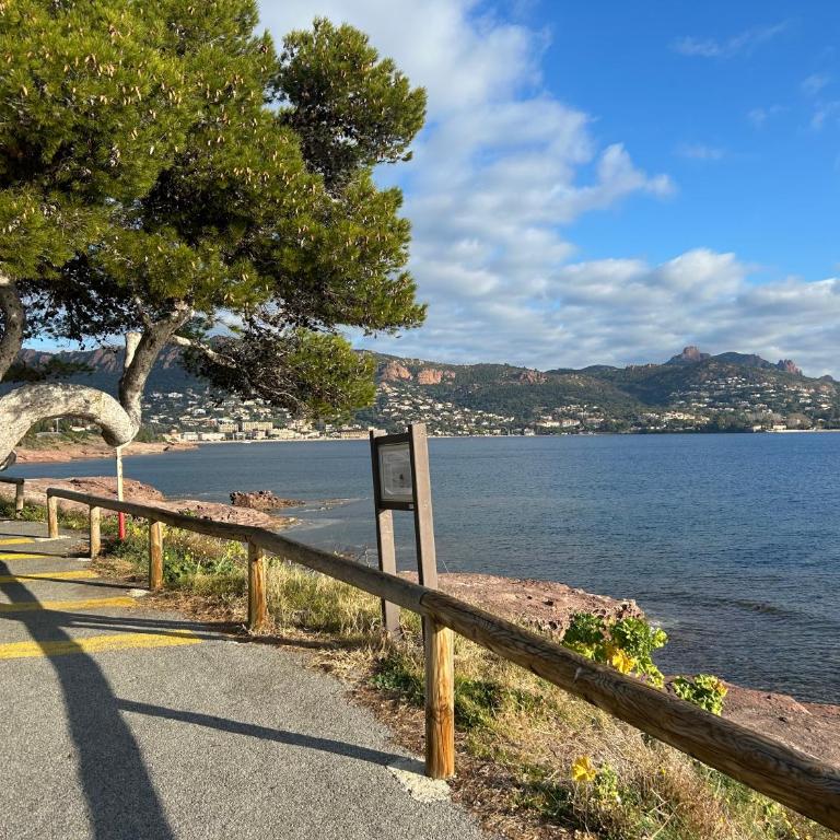 Superbe studio 4/5 pers dans résidence cap esterel - Appartement 1 Chambre - 18