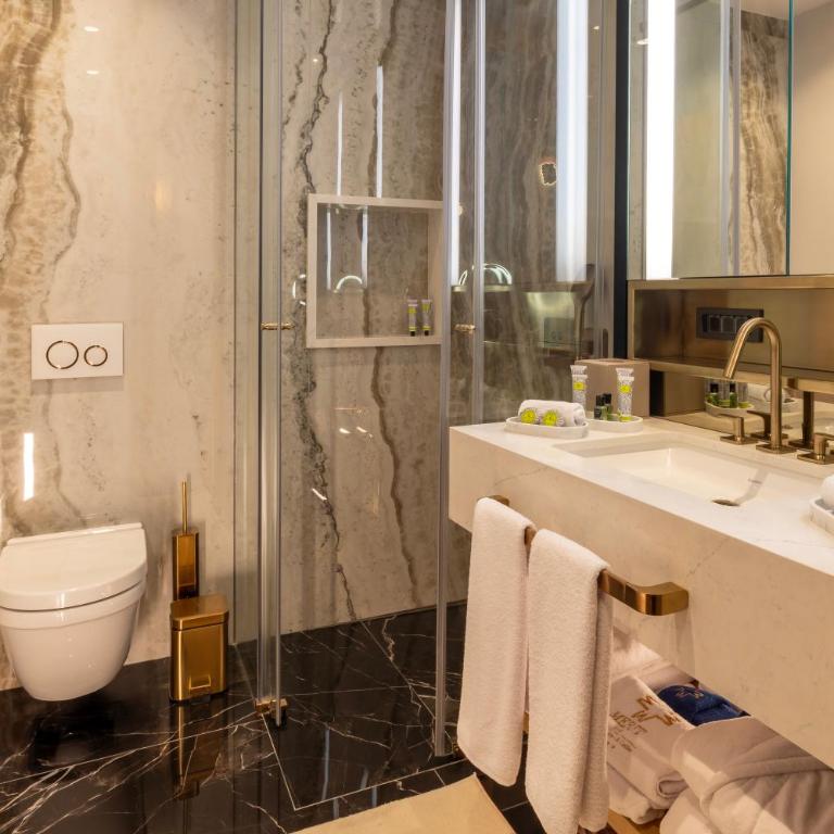 Merit Starlit Hotel & Residences - Executive Suite Old Town Marina - 6