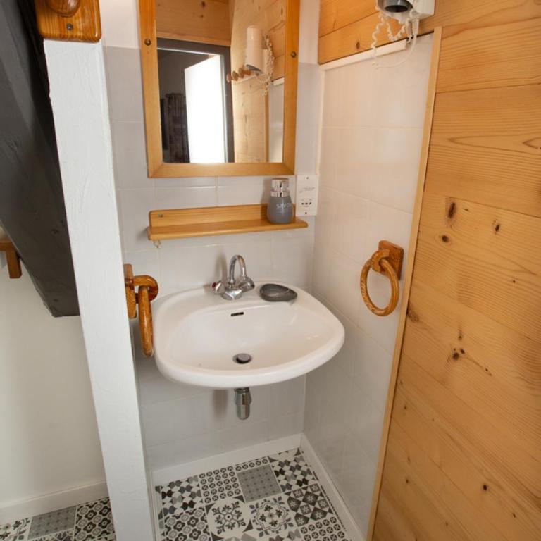 La Ferme du Lay - Camera Familiare con Bagno Privato - 9