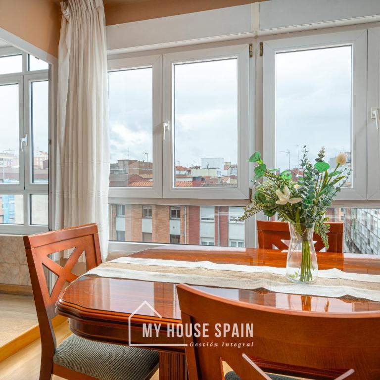 MyHouseSpain - Piso nuevo en Ramón y Cajal - Apartamento de 3 dormitorios - 2