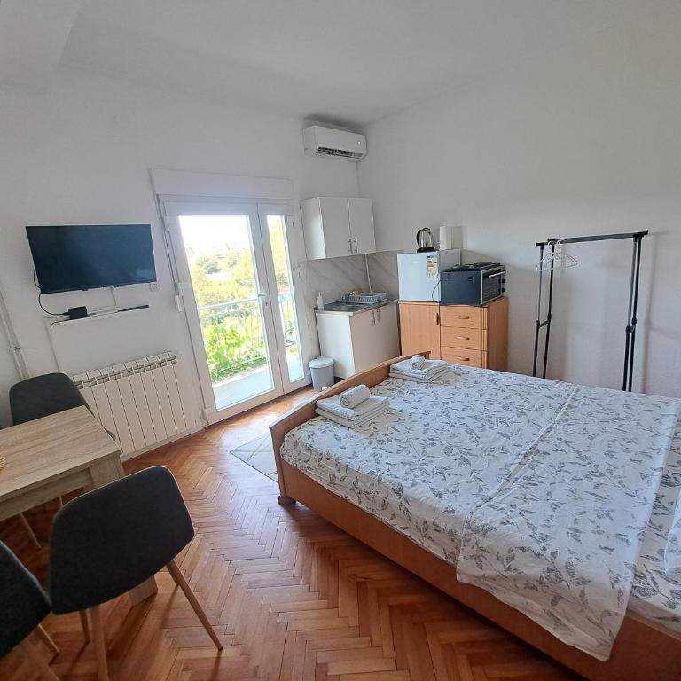 Apartment Ukropina 2 - Apartman sa Balkonom i Lepim Pogledom - 4