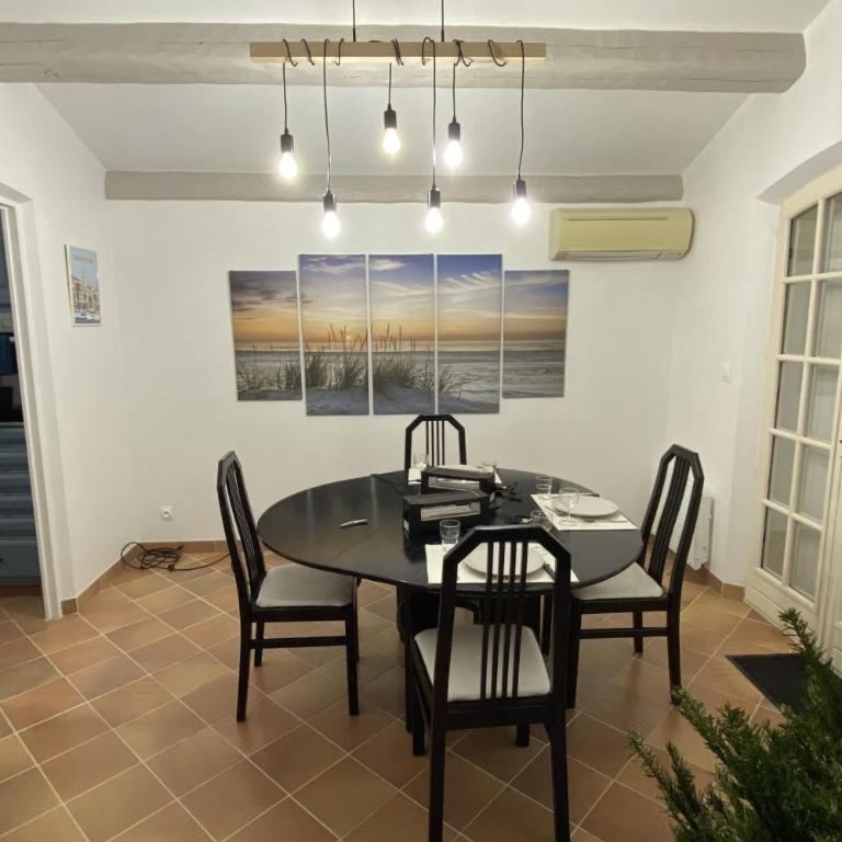 Spacious house with garden - Ferienhaus - 3