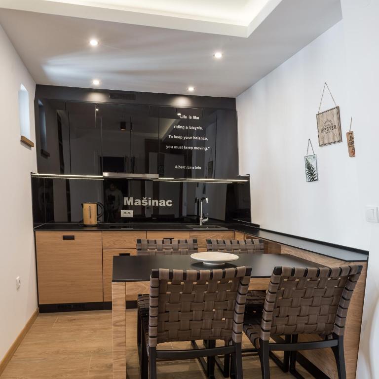 Apart Hotel Mamut - One-Bedroom Deluxe Apartment - 7