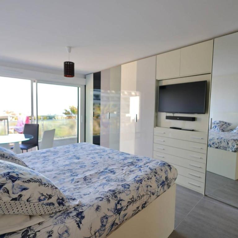 NAUTILIA 201 By AGN - Luxe - 2 personnes "réservé aux couples" - Deluxe Apartment mit 1 Schlafzimmer - 3