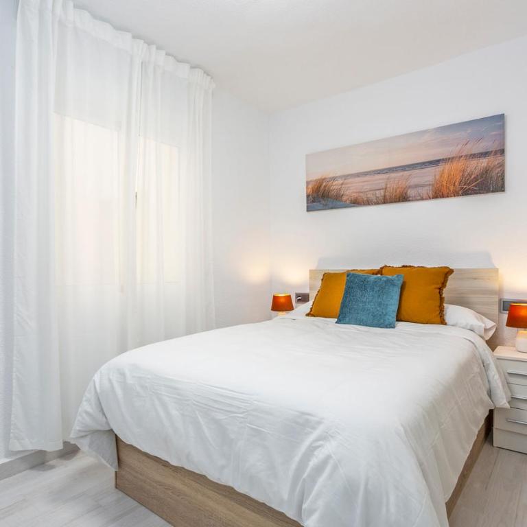 Playa Los Locos Apartment with Garage - Apartamento de 3 dormitorios - 38