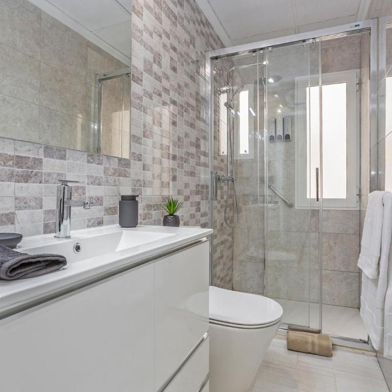Playa Los Locos Apartment with Garage - Apartamento de 3 dormitorios - 36
