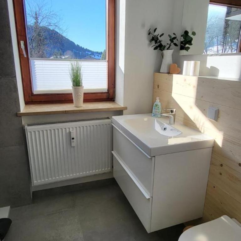 Alpenflair im Ferienpark Oberallgäu- Pool- Sauna- Bikepark- Skilift- Loipe- Wanderwege- stilvoll und kinderfreundlich - One-Bedroom Apartment - 13