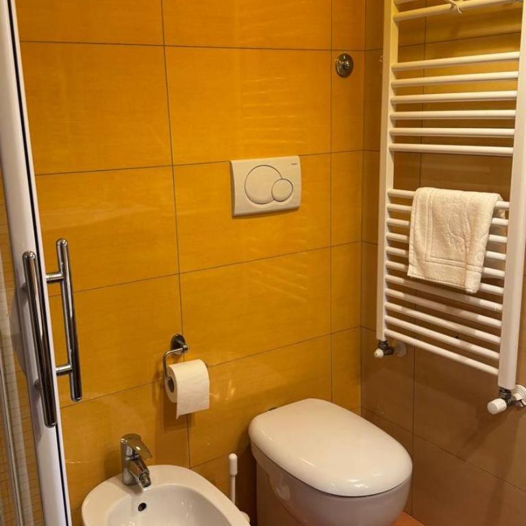 Lili's House - Camera Matrimoniale con Bagno Privato - 7