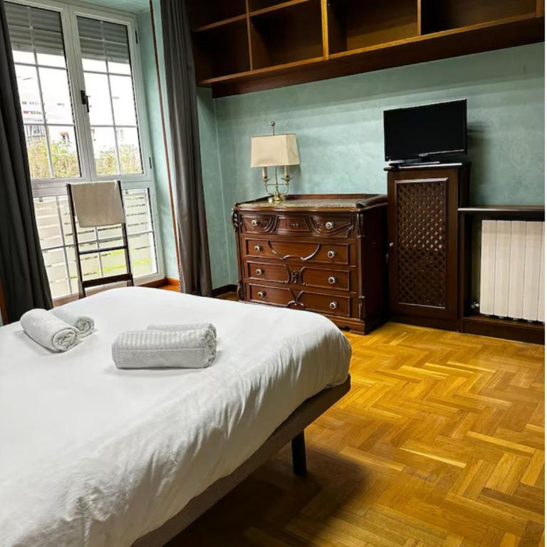 Habitación Centro de Oviedo - Habitación Doble con baño compartido - 3