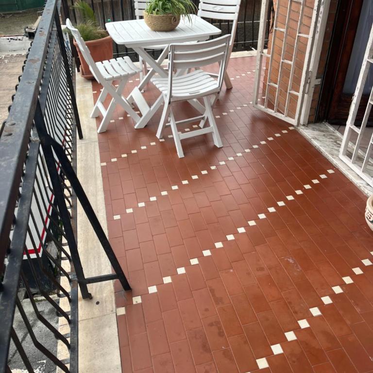 Antille Apartment 700 m dal mare - Appartamento con 2 Camere da Letto e Vista Città - 10