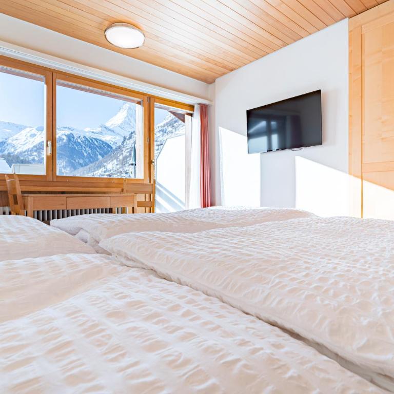 Hotel Parnass - Zweibett- oder Doppelzimmer mit Blick auf das Matterhorn - 1