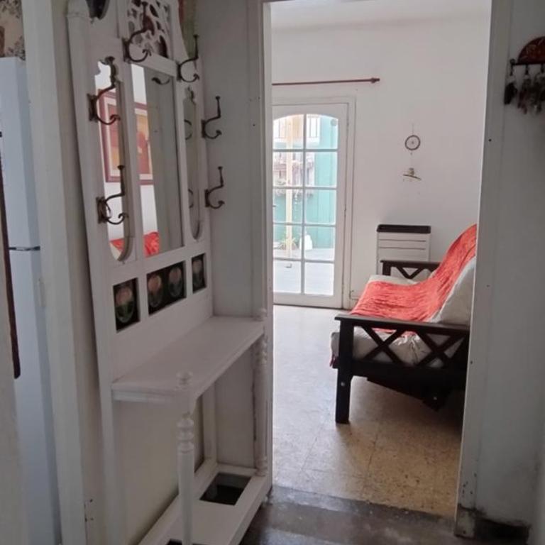PH Castelli - One-Bedroom House - 2