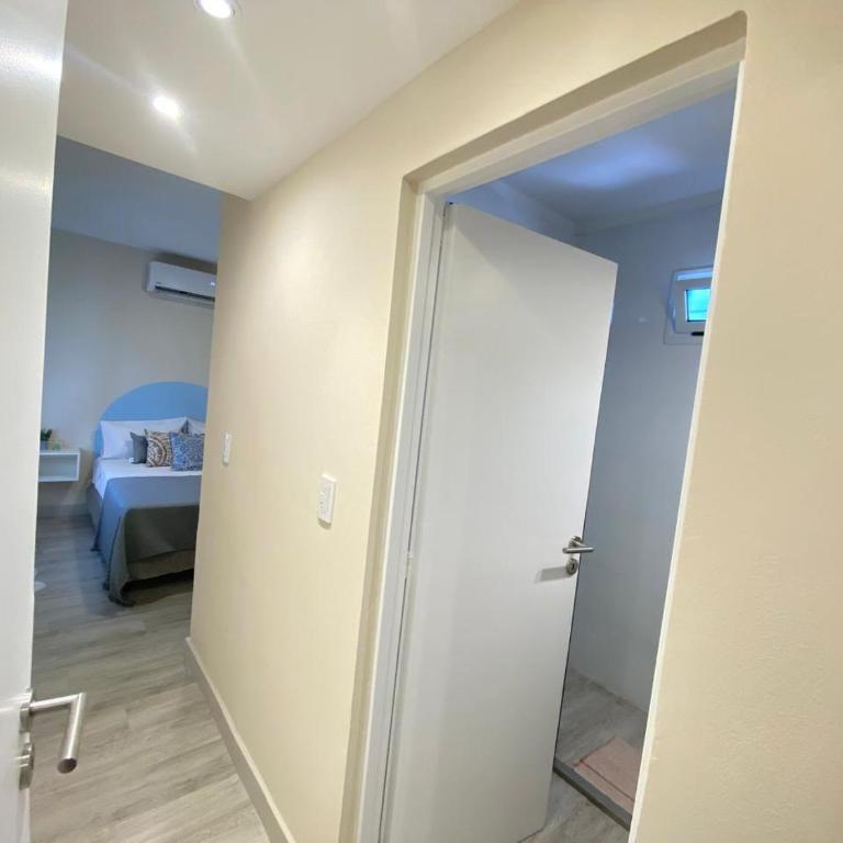 Amplio, moderno, centro, cochera - 2 parejas o mas -6 px - Apartamento de 3 dormitorios - 29