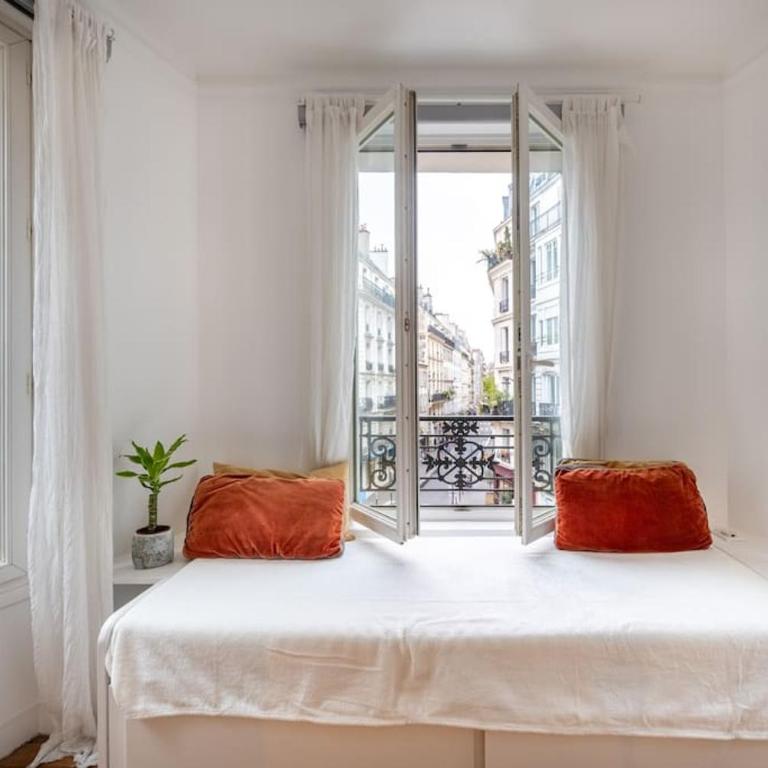 Cosy Apartment with 270 degrees view on Paris streets - Appartamento con 1 Camera da Letto - 1