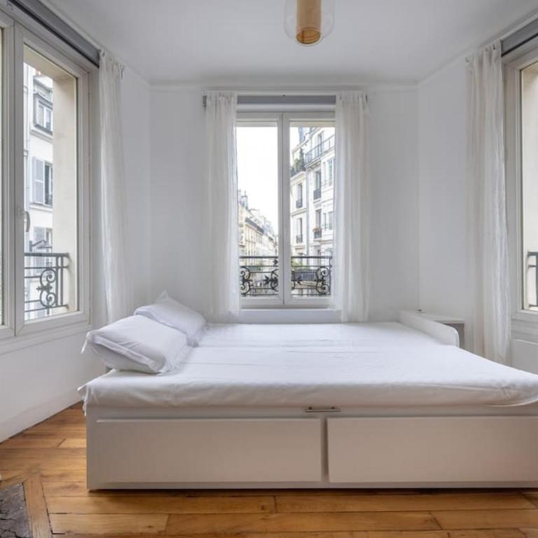 Cosy Apartment with 270 degrees view on Paris streets - Appartamento con 1 Camera da Letto - 10