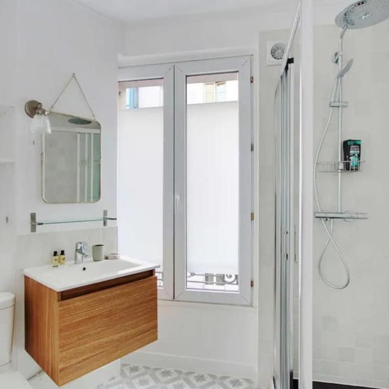 Cosy Apartment with 270 degrees view on Paris streets - Appartamento con 1 Camera da Letto - 18