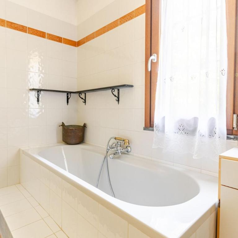 Sea-View Retreat - Pool, Tavern, Fireplace - Casa con 3 Camere da Letto - 35