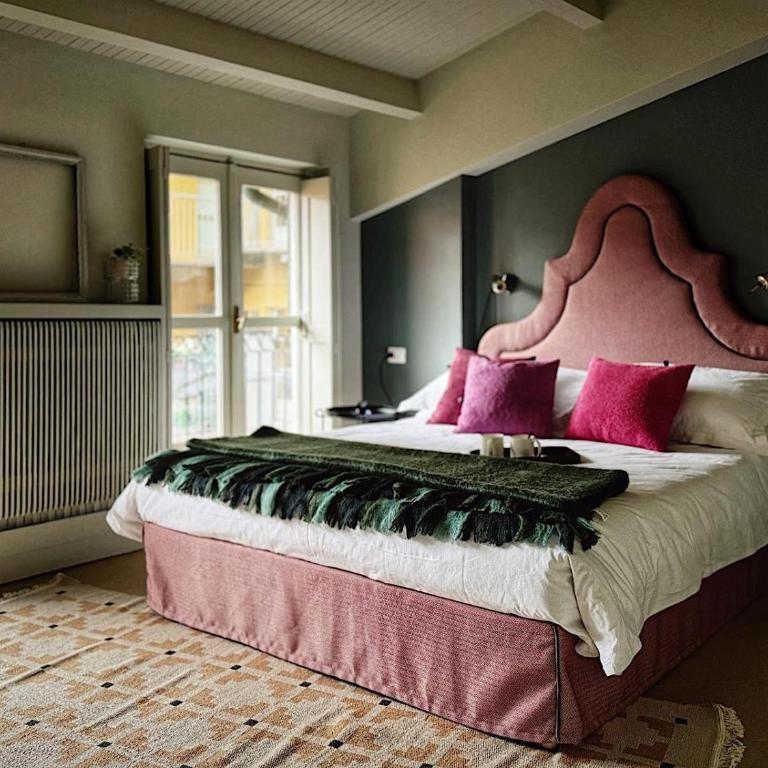 Studio Studio' - One-Bedroom Apartment with Balcony and City View - 2