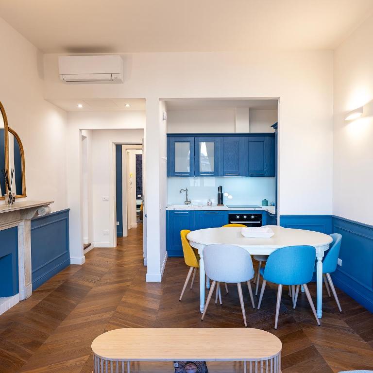 Four Season's Luxury D'Art Apartment - Appartamento Deluxe con 2 Camere da Letto - 3