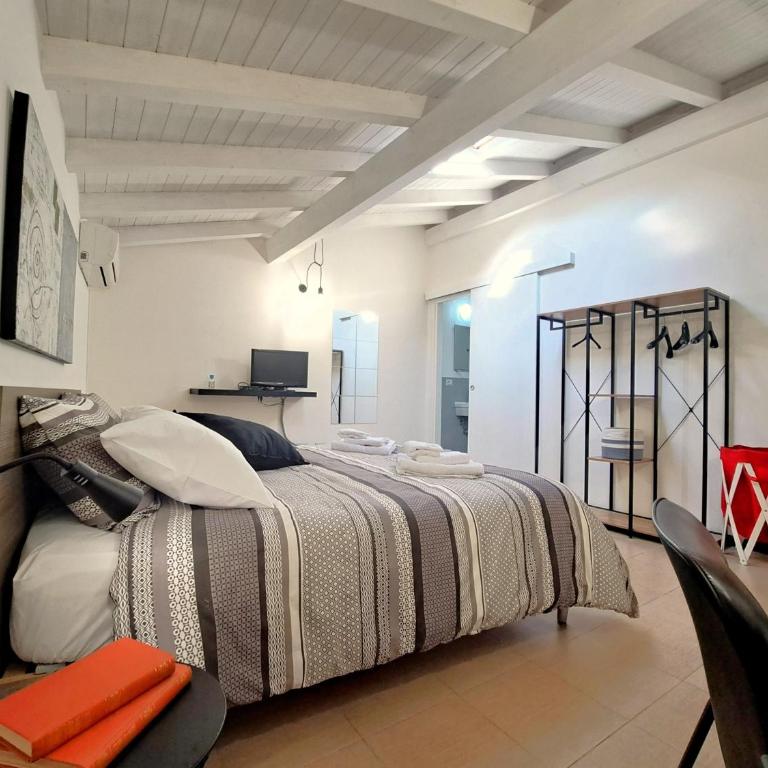Casa Linda - Two-Bedroom House - 1