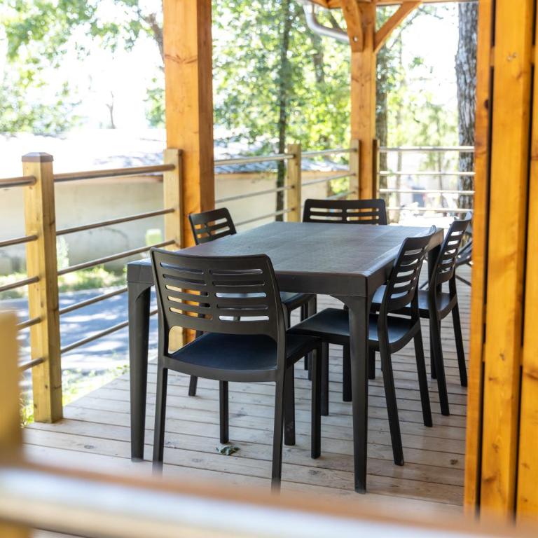 Camping Alpes Dauphiné - Superior Chalet - 9
