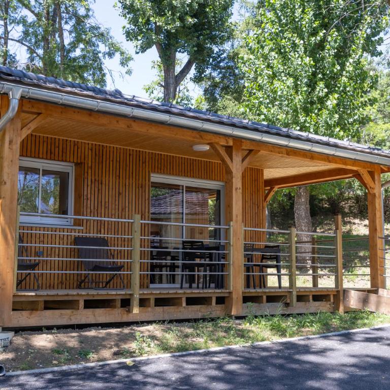 Camping Alpes Dauphiné - Superior Chalet - 1