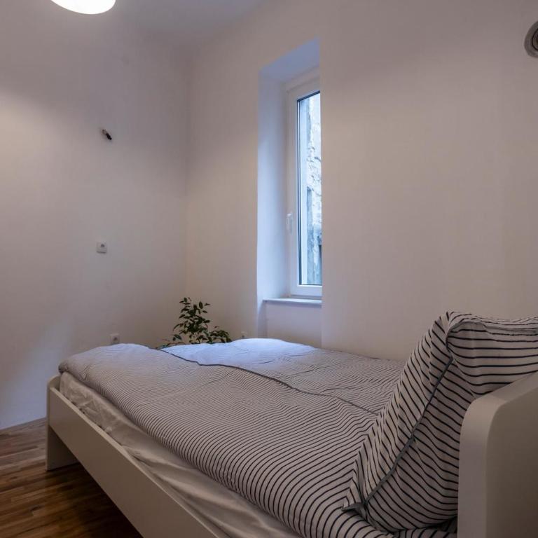 Black & White Delight - One-Bedroom Apartment - 9