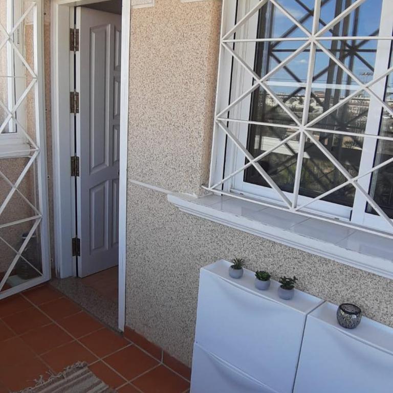 Solarium, pool & views in Playa Flamenca - Apartamento de 2 dormitorios con terraza y vistas al mar - 19