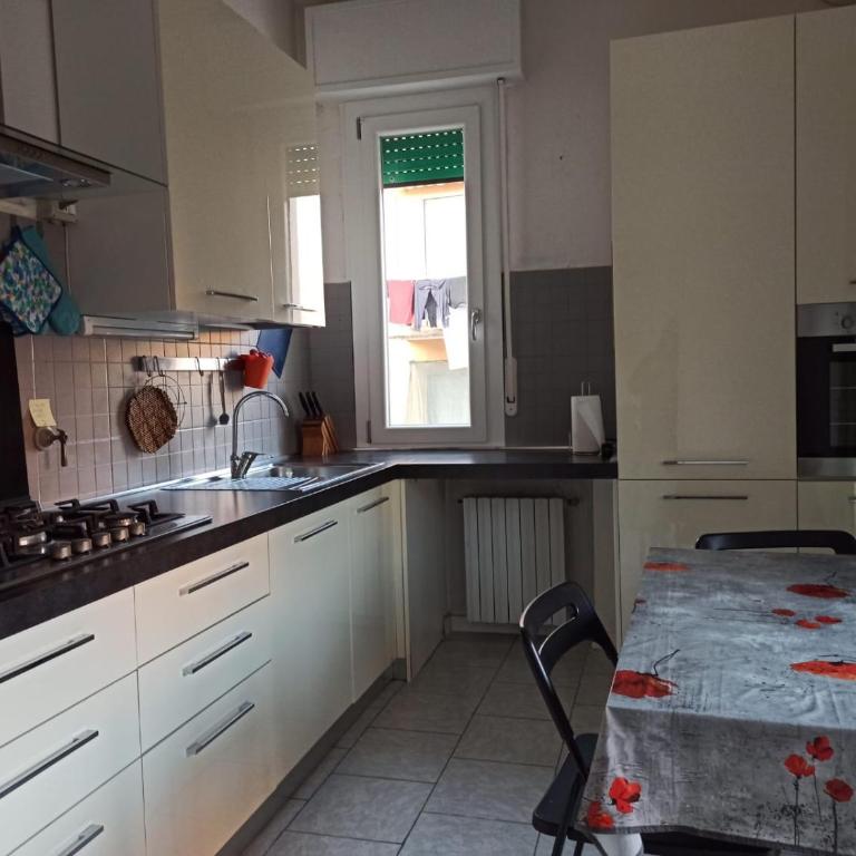 La Rosa dei Venti - Two-Bedroom Apartment with Balcony - 8