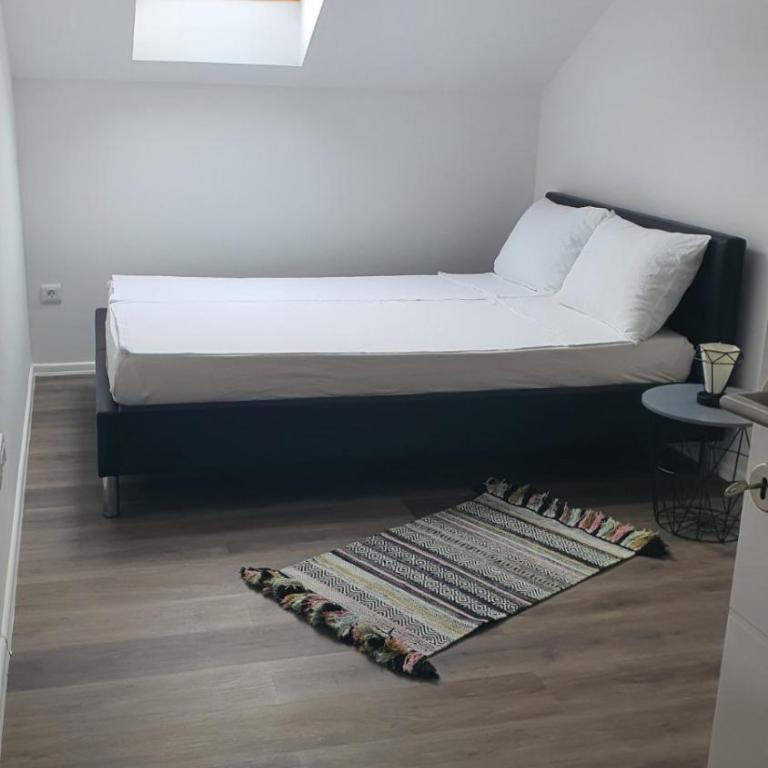 Cityview Holiday - Two-Bedroom Apartment - 21
