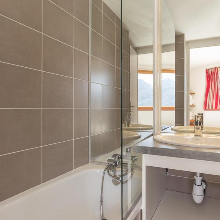 Appartement confortable près des pistes avec WIFI gratuit - Appartement 1 Chambre - 2