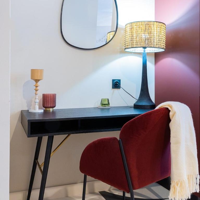 Host Inn Fancy Sūite - Appartement 1 Chambre avec Baignoire Spa - 61
