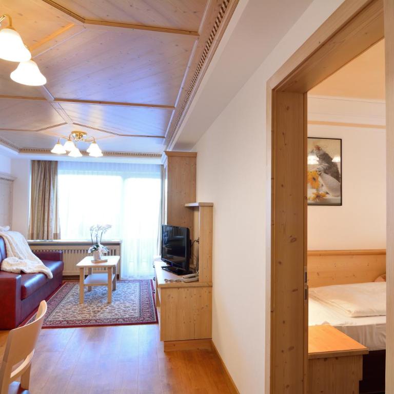 Residence Isabell - Appartamento con 2 Camere da Letto e Balcone - 15