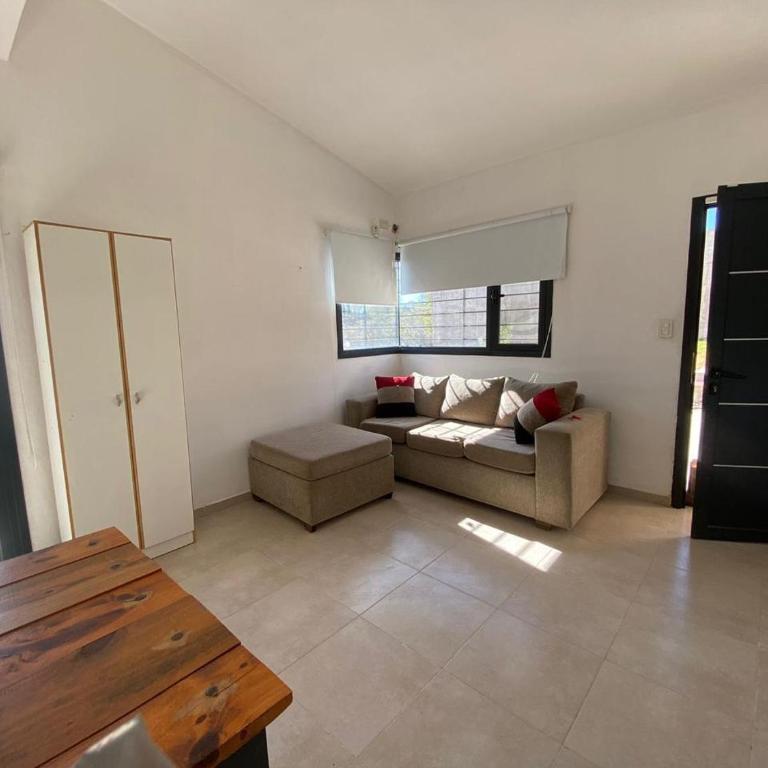 casa con pileta cerca de pekos y carlos paz - Casa de 2 dormitorios - 5