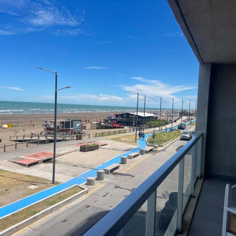 Exclusivo Semipiso Frente al Mar - Apartamento de 3 dormitorios - 9