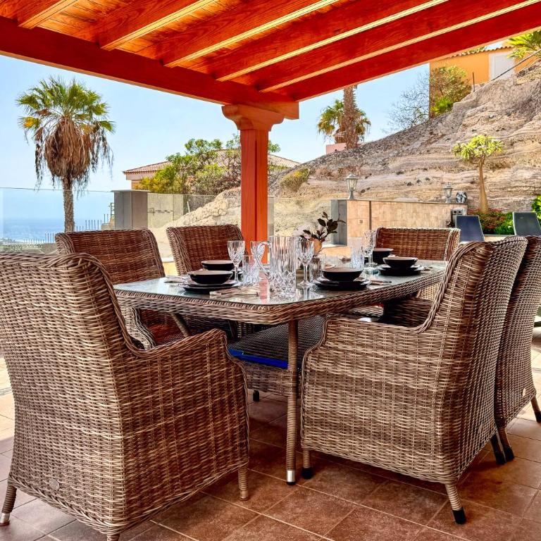 Heated Pool Ocean View Villa BBQ Siam Park - Villa Deluxe - 1
