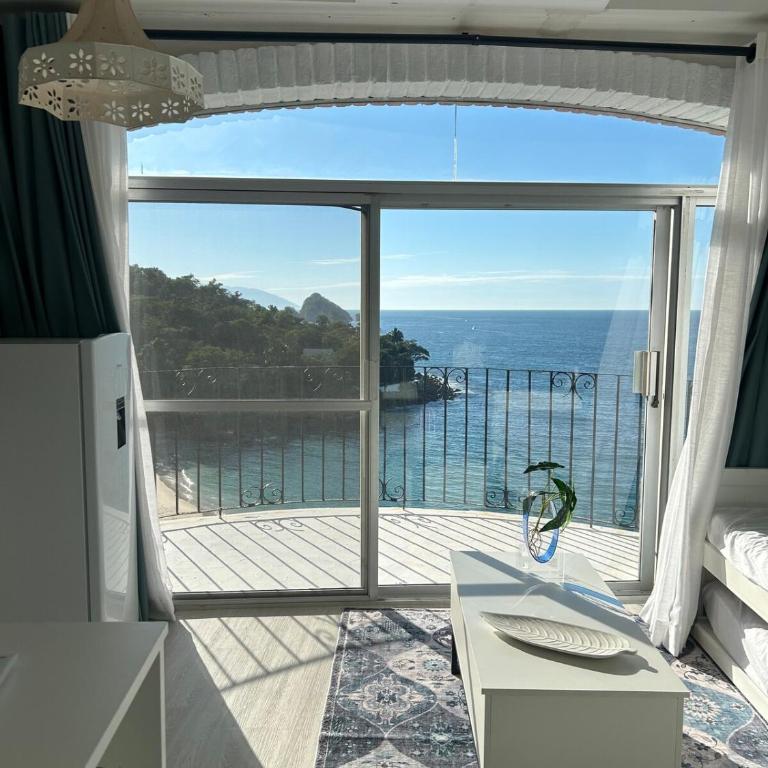 Loft sur Puerto Vallarta - One-Bedroom Apartment - 14